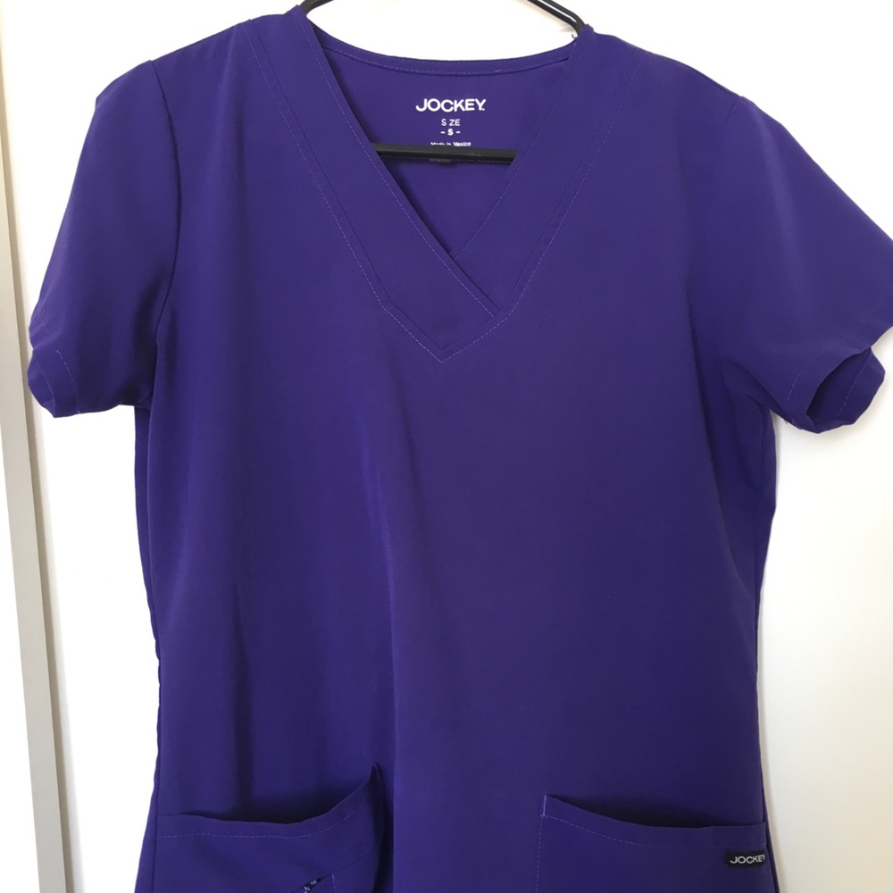 Jockey Scrub Top